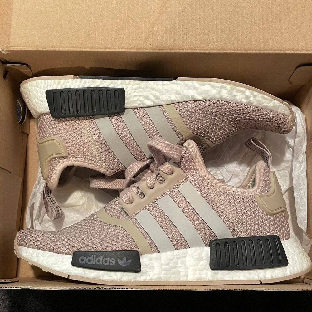 Adidas NMD R1 Women’s